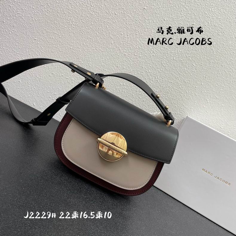 Marc Jacobs 02229 22x16.5x10cm cd (6)